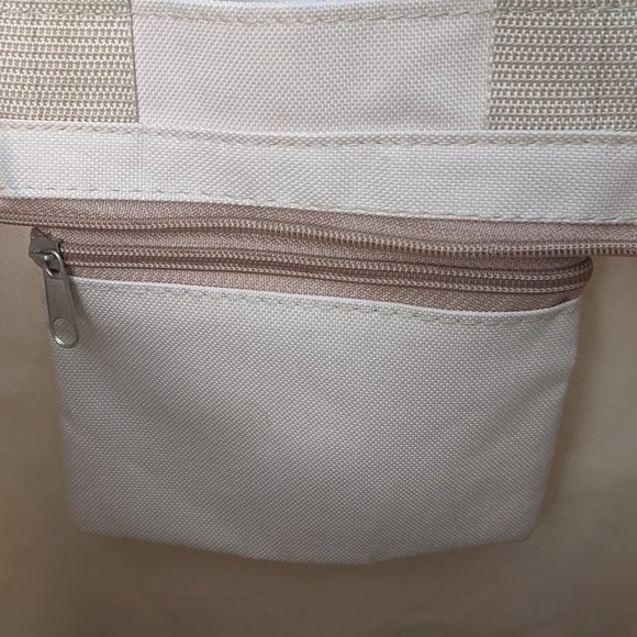 $5!!! Paris Zip Tote - Picture 4 of 6